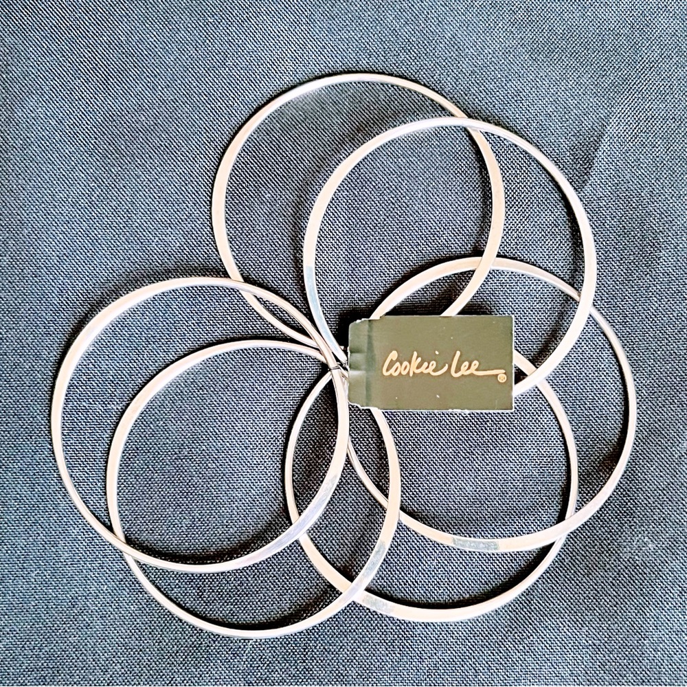 🌊6 Wavy Silver Tone Bracelets by Cookie Lee - Picture 4 of 6